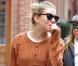 Sienna Miller dans les rues de New York. Le 10 octobre 2012.