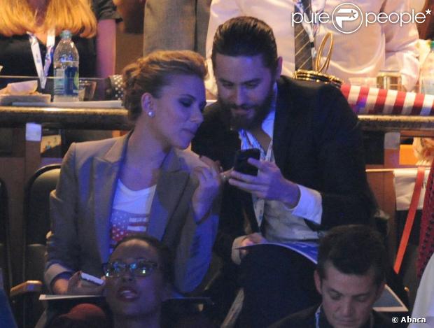 Scarlett Johansson et Jared Leto lors du meeting démocrate en Caroline du Nord le 6 septembre 2012