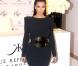 Kim Kardashian se sent toujours aussi sexy avec quelques kilos en plus. Octobre 2012
