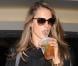 Alessandra Ambrosio arrive à l'aéroport de Los Angeles. Le 19 octobre.