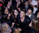 Baptiste Giabiconi entouré de ses fans à Paris, le 22 octobre 2012.
