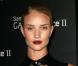 Rosie Huntington-Whiteley, Vanessa Hudgens deux sexy girls pour un smartphone