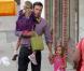 Ben Affleck avec Seraphina et Violet, à Pacific Palisades, le 28 octobre 2012