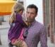 Ben Affleck avec Seraphina et Violet, à Pacific Palisades, le 28 octobre 2012