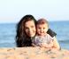 Exclu : Adeline Blondieau à la plage avec l'adorable Wilona, née en août 2011.