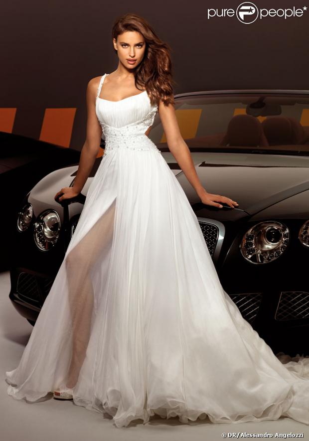 سجلي حضورك بفستان زفاف على ذوقك 974809-irina-shayk-pose-en-robe-de-mariee-620x0-1