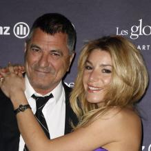 Jean-Marie Bigard et sa femme Lola lors de la remise des Globes Cristal au Lido à Paris le 6 février 2012.