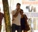 Scarlett Johansson et Nate Naylor en balade à Saint-Germain-des-Prés à Paris le 19 août 2012