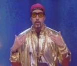 Sacha Baron Cohen : Le Dictator retrouve le costume d'Ali G pour faire scandale