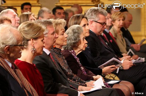La famille royale de Belgique assistait le 19 décembre 2012 au palais Laeken, à Bruxelles, au concert de Noël annuel, suivi d'une réception.