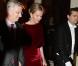 La princesse Mathilde était somptueuse en rouge au bras du prince Philippe. La famille royale de Belgique assistait le 19 décembre 2012 au palais Laeken, à Bruxelles, au concert de Noël annuel, suivi d'une réception.