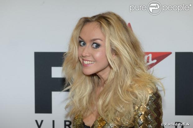 Enora Malagré lors de la soirée Virgin Radio Fans, à Paris, le 8 décembre 2012