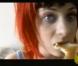 Zooey Deschanel dans le clip She's Got Issues de The Offspring