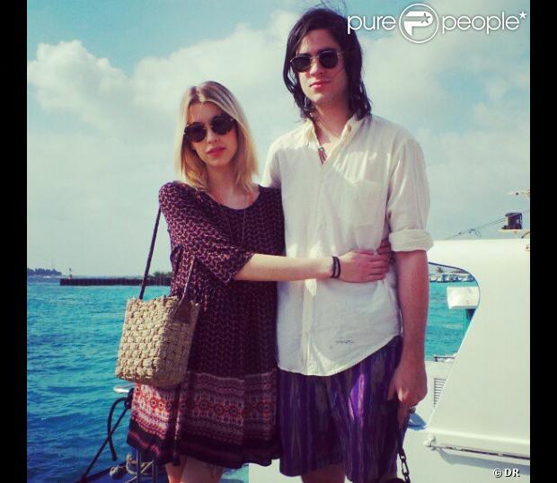 Peaches Geldof et son mari Thomas Cohen, durant leur lune de miel à l'île Maurice, le 23 janvier 2013.