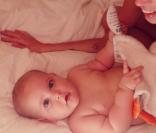 Peaches Geldof a publié des photos de son fils Alasta, né en avril 2012.