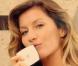 Gisele Bündchen, radieuse égérie Chanel, prête son visage à la nouvelle gamme de maquillage Les Beiges.