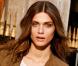 Elisa Sednaoui : L'égérie de Gerard Darel chic et ravissante en plein Paris
