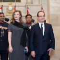 Valérie Trierweiler et le président: Regards amoureux lors d'un magnifique dîner