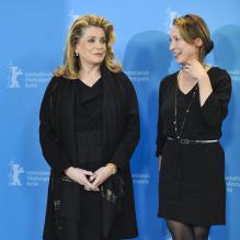 Catherine Deneuve, Emmanuelle Bercot - Photocall du film "Elle s'en va" lors du 63eme festival international du film de Berlin, le 15 fevrier 2013.  "Elle s'en va" Photocall - Berlin 63th international film festival - 15.02.2013.15/02/2013 - Berlin