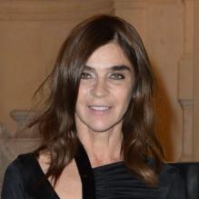 Carine Roitfeld assiste à la soirée de lancement du deuxième numéro de CR Fashion Book, le magazine de Carine Roitfeld, à l'hôtel Shangri-La. Paris, le 5 mars 2013.