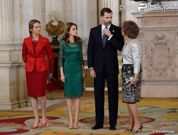 Letizia, Princesa de Asturias (III) (FORO CLAUSURADO) - Página 18 1082742-la-reine-sofia-le-prince-felipe-la-620x0-1