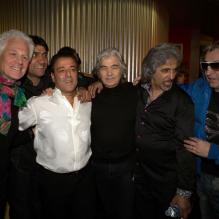 Gérard Lenorman, Chico Bouchikhi, Daniel Guichard, Ray des Gypsies et le leader de Collectif Métissé - Chico et les Gypsies se sont produits samedi 6 avril sur la scène du Zenith de Paris.