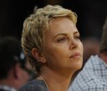 Charlize Theron et Ellen Pompeo : Spectatrices attentives d'un match au sommet