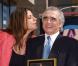 Martin Scorsese recevant son étoile sur le Walk of Fame, à Los Angeles en 2003 avec ses filles Domenica et Catherine, ainsi que sa femme Helen