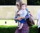 Molly Sims emmène son fils Brooks à la garden party organisée par la marque de couches Huggies, à Los Angeles, le 27 avril 2013.