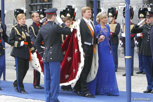 ENTRONIZACIÓN DEL REY GUILLERMO A. DE HOLANDA - Página 59 1115292-aankomst-koning-willem-alexander-en-620x0-1