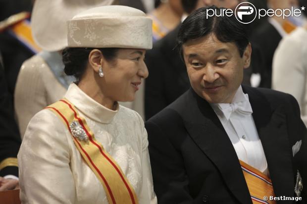 ENTRONIZACIÓN DEL REY GUILLERMO A. DE HOLANDA - Página 59 1115305-prince-naruhito-et-sa-femme-masako-du-620x0-1