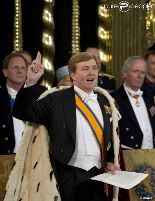 ENTRONIZACIÓN DEL REY GUILLERMO A. DE HOLANDA - Página 59 1115326-king-willem-alexander-takes-the-oath-at-620x0-1