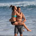 Jesse Metcalfe : Très sexy en maillot de bain pour sa fiancée Cara Santana