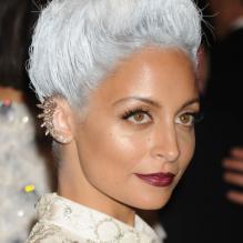 Nicole Richie assiste au gala "Punk: Chaos to Couture" du Costume Institute au Metropolitan Museum of Art. New York, le 6 mai 2013.