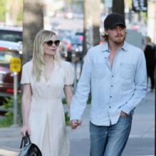 Kirsten Dunst et son chéri Garrett Hedlund à Los Angeles, le 10 mai 2013.