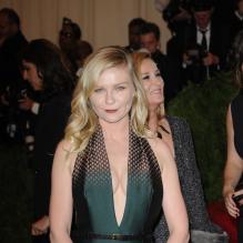 Kirsten Dunst sublime lors de la soirée Punk: Chaos to Couture du MET Ball à New York le 6 mai 2013.
