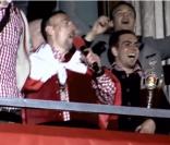 Franck Ribéry s'essaie au chant lors des célébrations du titre de champion d'Allemagne décroché par le Bayern Munich le 11 mai 2013 à Munich