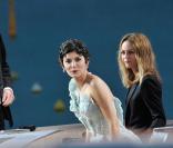 Audrey Tautou et Vanessa Paradis sur le plateau du Grand Journal de Canal+ à Cannes le 15 mai 2013.