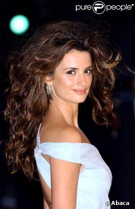Pénélope Cruz pour la première du film Sahara de Breck Eisner