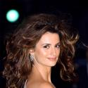 Tous les looks de Penélope Cruz égérie Elsève de L'Oréal Paris