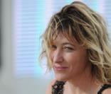 Valeria Bruni-Tedeschi pendant l'émission Le Grand Journal à Cannes, le 20 mai 2013.
