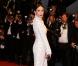 Elsa Zylberstein superbe et virginale en Zuhair Murad lors de la montée des marches du film Only God Forgives lors du 66e Festival du film de Cannes, le 22 mai 2013