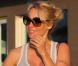 Pamela Anderson à Malibu, le 11 mai 2013.