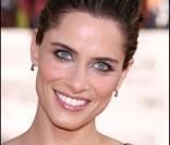 Amanda Peet