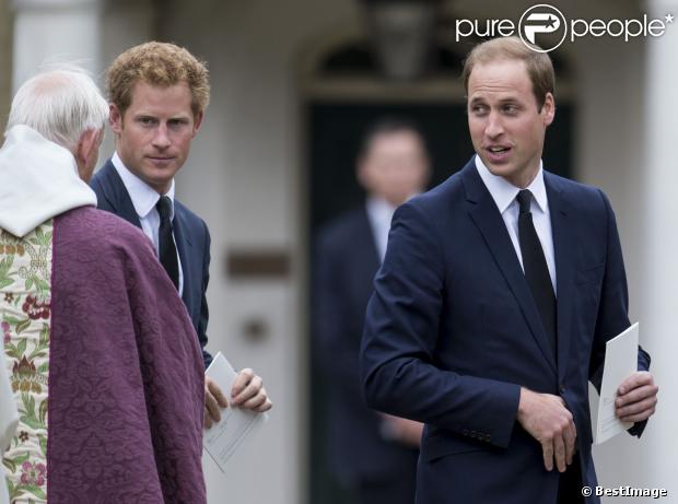 CASA REAL BRITÁNICA - Página 12 1235135-prince-harry-et-prince-william-la-620x0-1