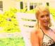 VIDEO CLASH : Paris Hilton, faut pas la chercher ! 