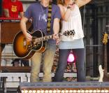 Sugarland, le duo qui a détrôné Miley Cyrus