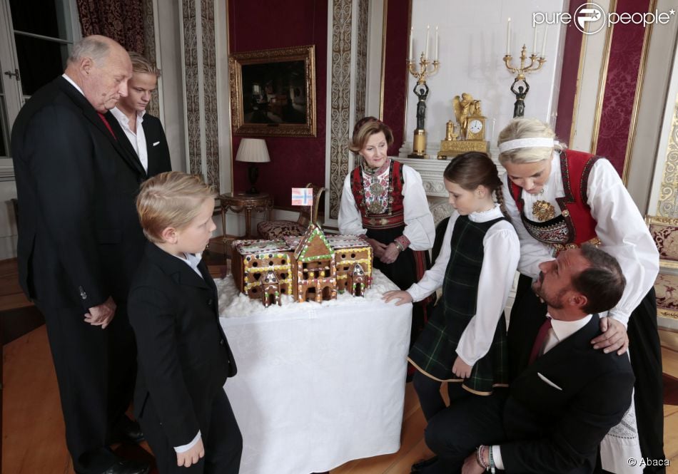 CASA REAL DE NORUEGA - Página 6 1683480-les-membres-de-la-famille-royale-de-950x0-2