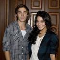 PHOTOS : Vanessa Hudgens et Zac Efron, un couple amoureux en plein travail !