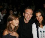 Tous fans de Paul and Joe : Stephane Freiss, son épouse et leur fille Camille